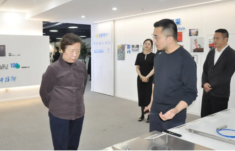 中國(guó)水利學(xué)會(huì)會(huì)計(jì)專(zhuān)業(yè)委員會(huì)主任委員、水利部財(cái)務(wù)司原一級(jí)巡視員牛志奇調(diào)研魯爾物聯(lián)